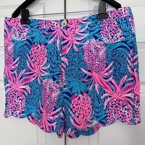 NWOT Lilly Pulitzer Darci Shorts